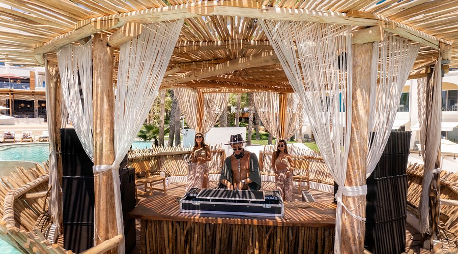 Tabasco Beach Club
